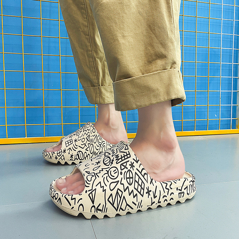 2022 m. Nauji Vasaros Graffiti Šlepetės Namai Minkštos Moteriškos Vonios Šlepetės Neslystančios Namuose Moteriškos Platformos Batai EVA Flip Flops Stori Slides