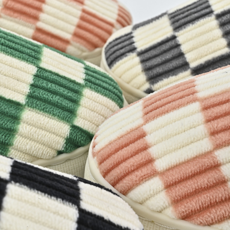 Nove zimske muške ženske papuče, tople plišane kućne ženske papuče, jesenske cipele za par, kućne ravne podnice, mekane vitke tobogane za spavaću sobu