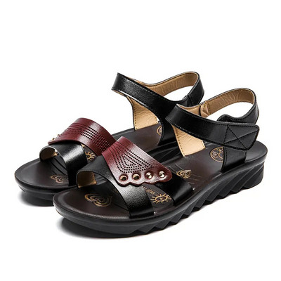 2023. Modne ženske kožne sandale, ljetne ženske cipele, ženske mekane donje plohe s udobnim mekim potplatom, ravne majčinske sandale