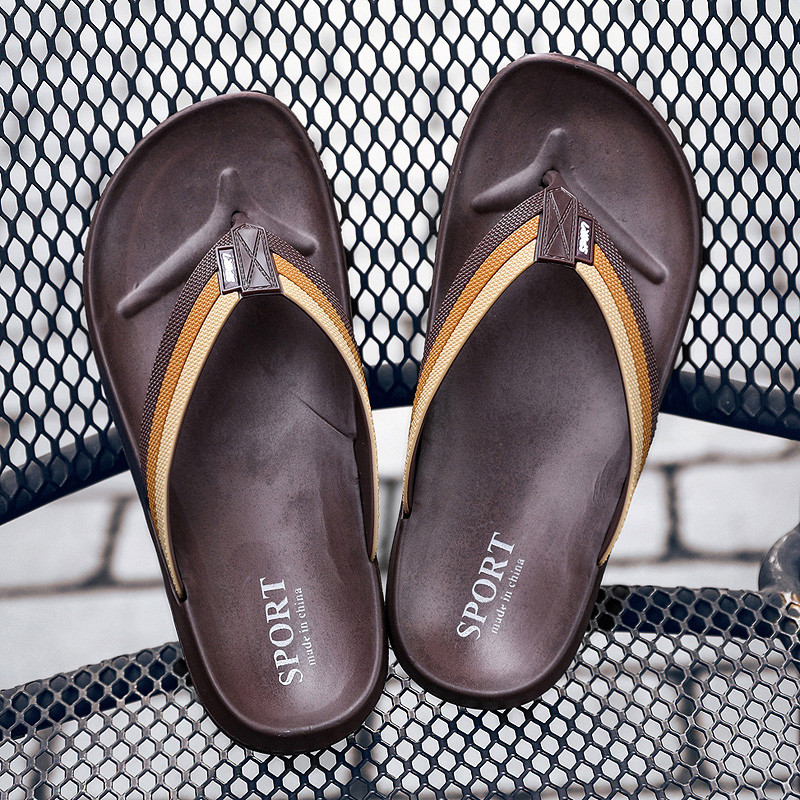 Ljetne muške papuče 2023. Nova moda Ležerne prozračne papuče Svestrane ultra lagane muške papuče u obliku riblje kosti otporne na habanje