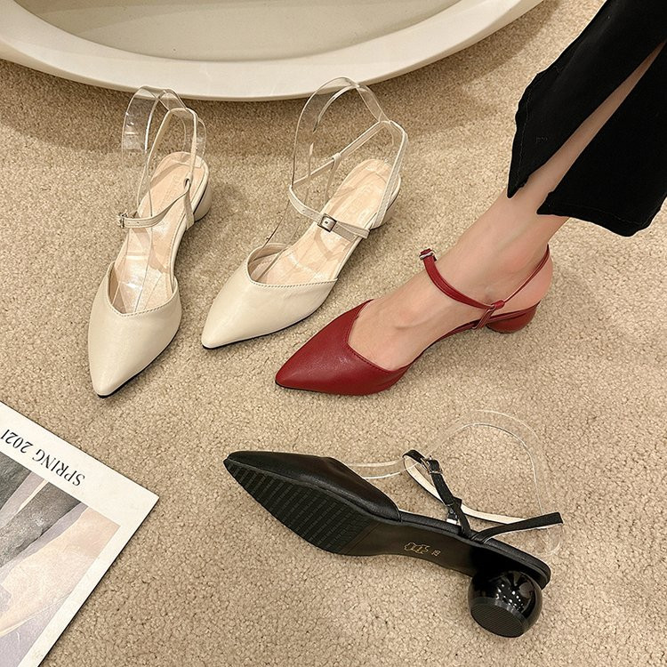 Νέα πέδιλα Pointy Strap Γυναικεία καλοκαιρινά γυναικεία σέξι αγκράφα με κορδόνια με τετράγωνο χοντρό τακούνι Bao Head Γόβες με αγκράφα μίας γραμμής