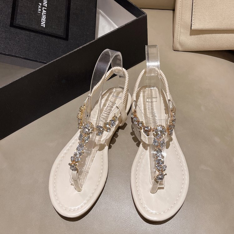 2023 Νέα ίσια πέδιλα καλοκαιρινά Γυναικεία πέδιλα με κρύσταλλο κλιπ για τα δάχτυλα της τάσης Γυναικεία παπούτσια πολυτελείας Clip Diamond Fashion sandals