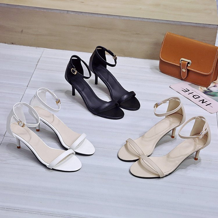 Vasaras jaunās modes sandales Sieviešu korejiešu stila augstpapēžu kurpes Sieviešu stileti Sieviešu ar vaļēju purngalu melnas sieviešu apavi ar vaļēju purngalu