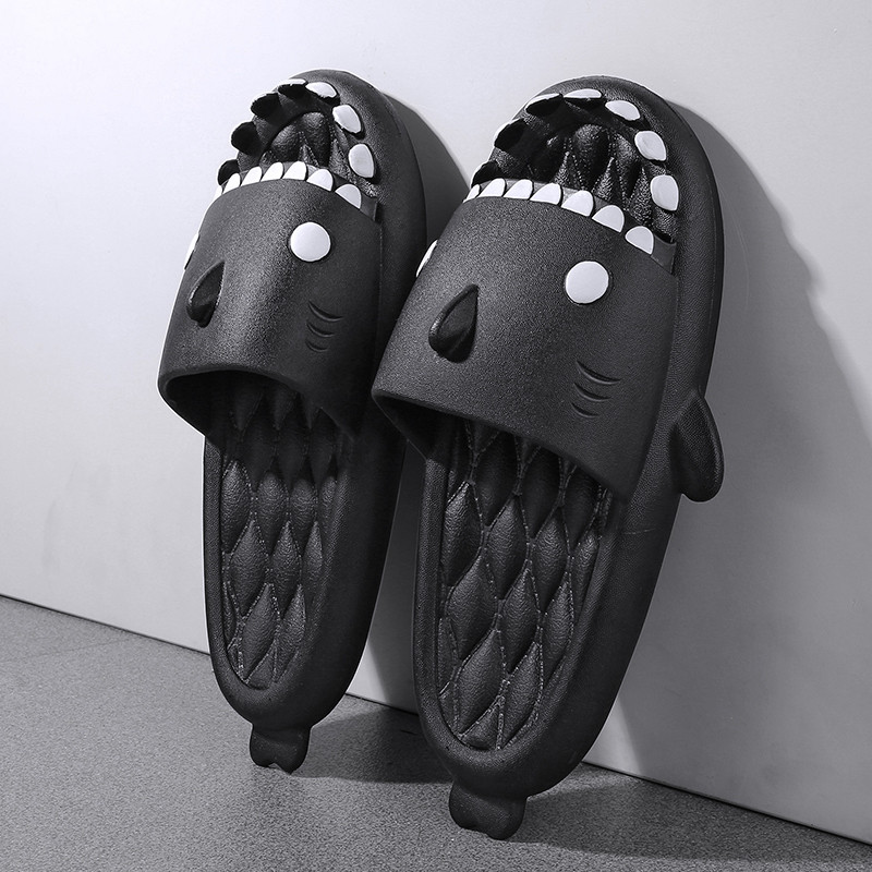 2023 nyári cápapapucs férfi divatpapucs egyszínű alkalmi otthoni cipő Eva csúszásmentes cipő női strandcápa csúszdák