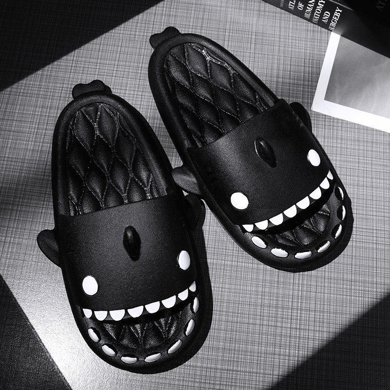 2023 nyári cápapapucs férfi divatpapucs egyszínű alkalmi otthoni cipő Eva csúszásmentes cipő női strandcápa csúszdák