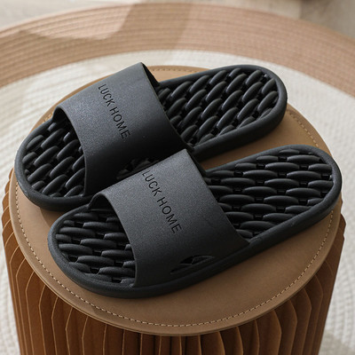 Neslystančios šlepetės Vyriškos storos platformos kietos neslystančios tuščiavidurės vandens nutekėjimo šlepetės namo vonios kambario platformos šlepetės