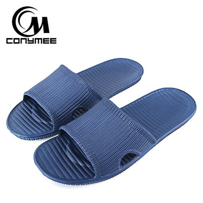 Jaunas 2019. gada vasaras pludmales sandales Vīriešu āra čības vīriešiem Mājas čības Ikdienas mājas apavi Neslīdošas vīriešu vannas čības