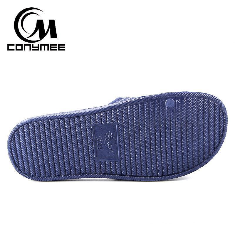 Jaunas 2019. gada vasaras pludmales sandales Vīriešu āra čības vīriešiem Mājas čības Ikdienas mājas apavi Neslīdošas vīriešu vannas čības