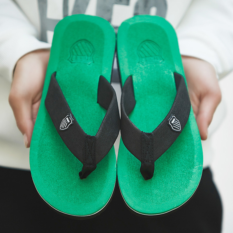 Muške papuče Modne prozračne ležerne papuče Nove muške cipele Ljeto 2022. Sportska obuća za plažu na otvorenom Svestrane japanke