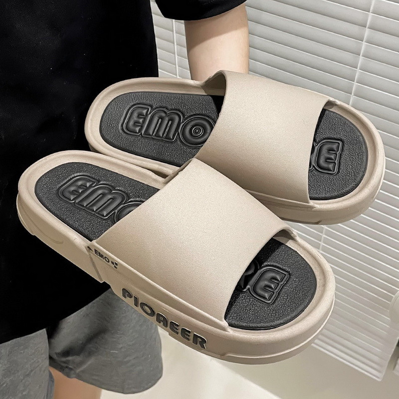 Ljetne nove muške papuče Kućne sobne tobogane Kupaonske neklizajuće japanke Sandale za par s platformom Žene Muškarci Sobne tobogane