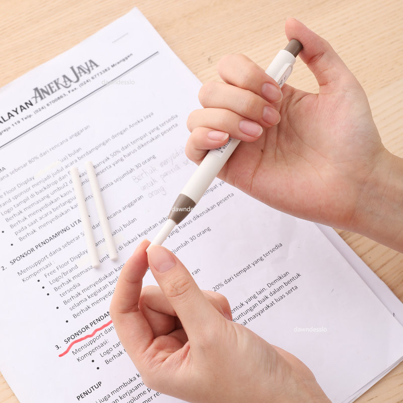 Press Sissetõmmatavad pliiatsi kustutuskummid korrigeerivad tarvikud Automaatne loominguline pliiats kummist kirjutamine kooliõpilastele mõeldud kirjatarbed