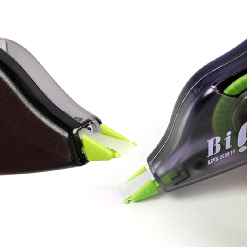 1vnt korekcinė juosta Didelės talpos 12 m ilgio korekcinė juosta Ekonomiška 3 spalvos Naudojimas sklandžiai Stacionarus