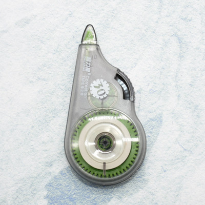 2 tk Praktiline korrigeeriv lindi rull 10 m pikkune valge kleebisega õppe kontoritarvete tööriist