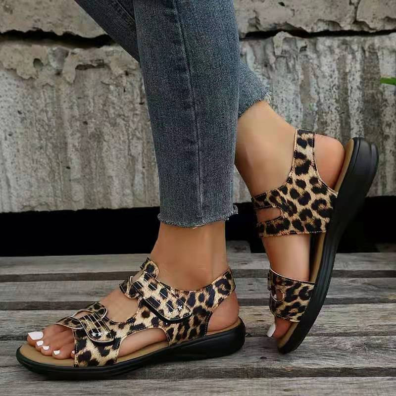 Nove ženske sandale Ležerne cipele s platformom za dame Ljetna moda za plažu Rimski ženski dizajn Obuća velikih veličina Leopard sandalije
