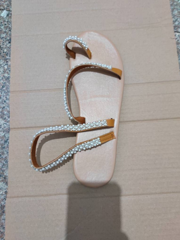 Ljetne ravne sandale Slatke boho sandale s bisernim ukrasima Kožne ravne sandale Ženske cipele za odmor na plaži i pijesku