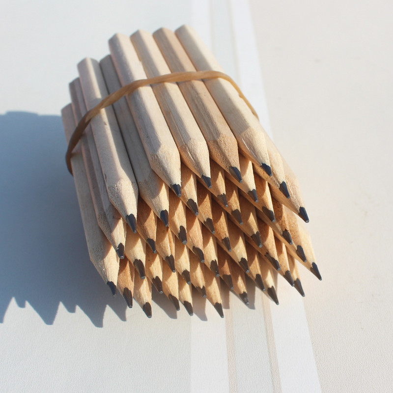 20 τμχ Μίνι κοντό μολύβι ξύλου Απλά μαύρα μολύβια σκίτσων Επιστροφή στο σχολείο Γράψιμο επιστολόχαρτο με σετ γόμας ακονίσματος