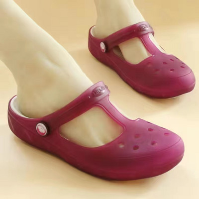 EOFK suvised naiste sandaalid puukingad Säravad läikivad värvid Lady Jelly Flat Comfort Sandaalid Sõjakingad