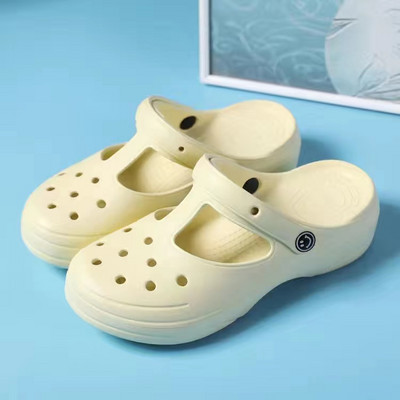 EOFK suvised naiste sandaalid puukingad Säravad läikivad värvid Lady Jelly Flat Comfort Sandaalid Sõjakingad