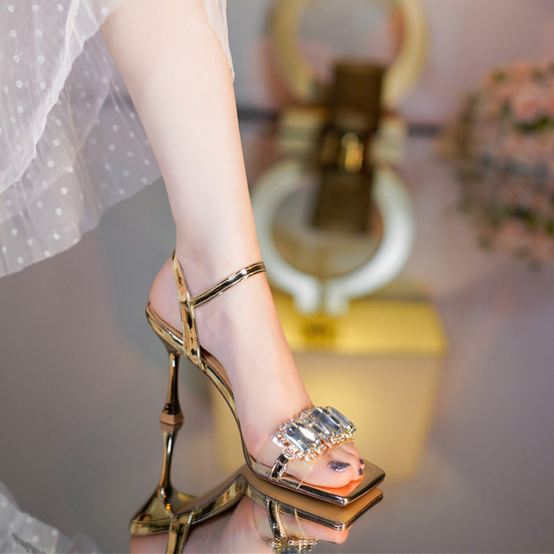 Kristalne ženske sandale PVC visoke pete Cipele za zabavu 2023. Ljetne nove cipele na štikle Prozirne modne cipele na cipele Seksi ženske cipele