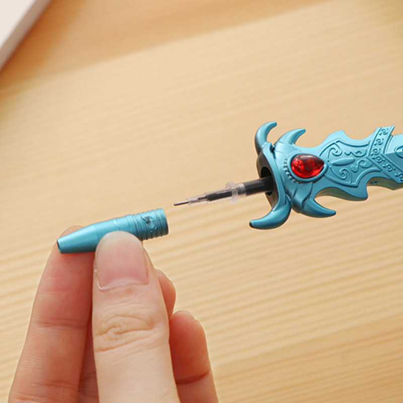 Kreativni pribor Gel olovka za mačeve Slatka olovka za pisanje s oružjem Školski uredski pribor 0,38 mm Dopisnica s crnom tintom za dječji dar