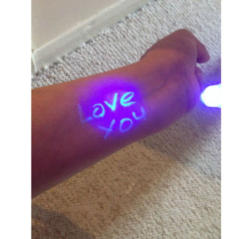 5 vnt. šviečiantis šviesus rašiklio magiškas žymeklis 2 viename UV juodos šviesos kombinuotas piešimas nematomo rašalo šnipinėjimo rašiklis, mokomasis žaislai vaikams