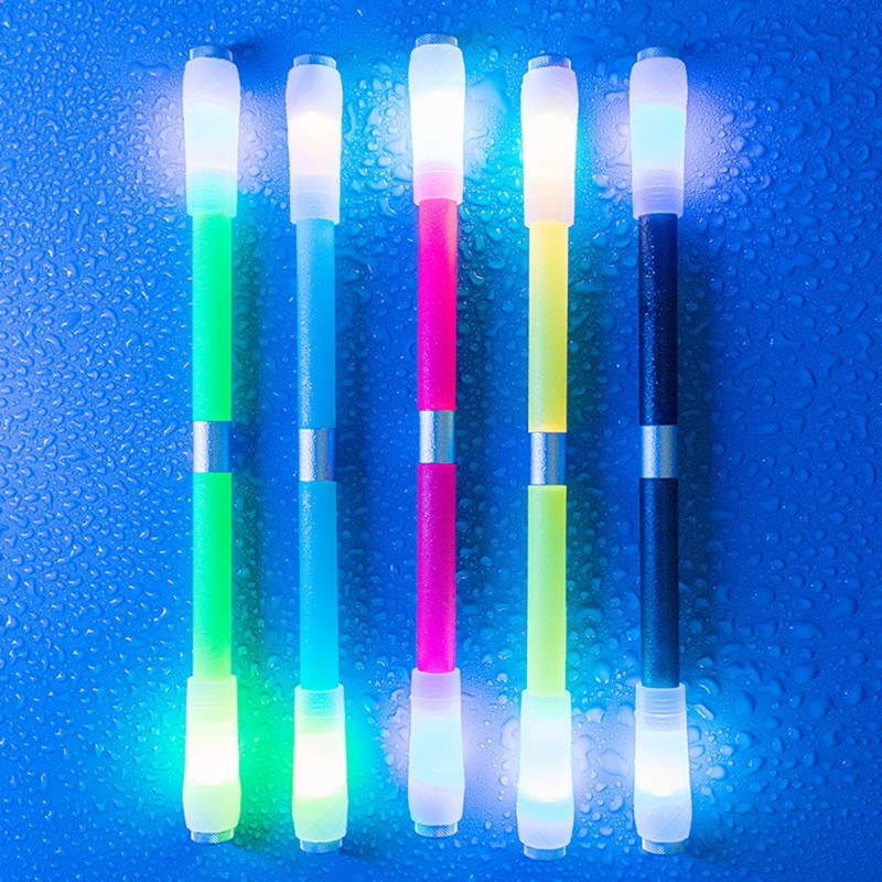 Sõrme pöörlev pliiats, mis on eemaldatav sõrmede painduvuse harjutamiseks, lastele jõulude Halloweeni sünnipäevakingitus