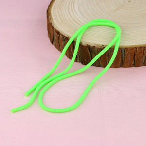 Επιλέξιμο 60cm συμπαγές πολύχρωμο TPU Spiral USB Καλώδιο φόρτισης Προστατευτικό περιτύλιξης καλωδίου Περιτύλιξη καλωδίου για iphone Καλώδιο δεδομένων Samsung