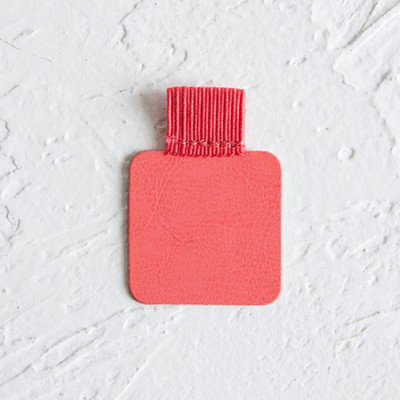 1 kom. Samoljepljivi za prijenosna računala Kožna kopča za olovke Elastična omča Dnevnici Međuspremnici Držač za olovke