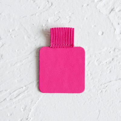 1 kom. Samoljepljivi za prijenosna računala Kožna kopča za olovke Elastična omča Dnevnici Međuspremnici Držač za olovke