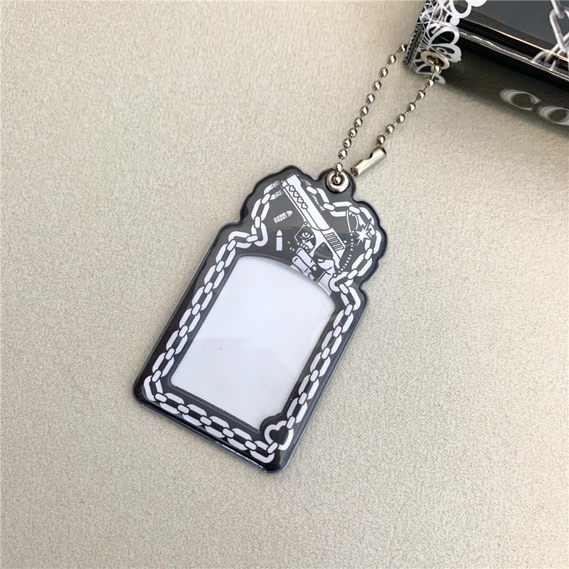 Kawaii kártyatartó pisztoly sötét stílusú Kpop fotókártya kulcstartó Idol fotókártya borító ujjak védő medál iskolai helyhez kötött