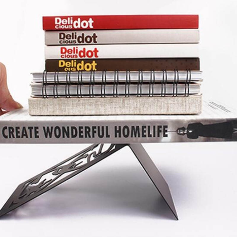 Εξαιρετικό κούφιο μεταλλικό βιβλιοθήκη Δημιουργικό μοτίβο δάσους Στάση βιβλίων Δημιουργικό δώρο Διακοσμητικά μεταλλικά βιβλιοθήκες HX6A