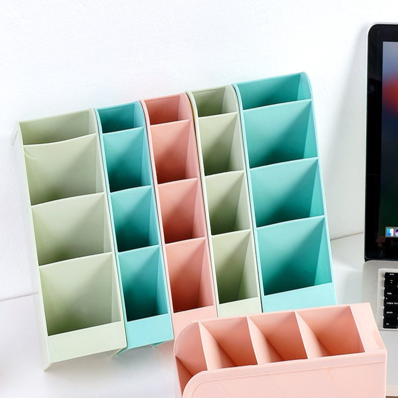 Kreativni kosi držač za olovke Modni stolni prostor za pohranu Studentski pribor Personality Jednostavan držač za olovke velikog kapaciteta s četiri mreže