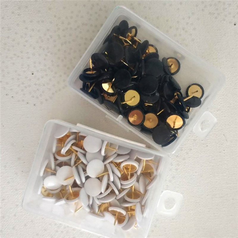 100 tk Pöidlad nööpnõelad Plastikust metallist korgist tahvel Pöidlakaudid nööpnõelad Mood Kirjatarbed Nööbid Kontori koolitarbed