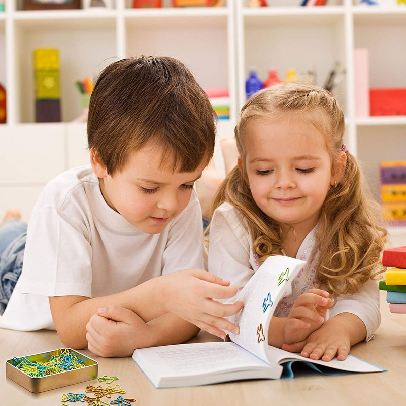 Spajalice za papir u avionu od 48 komada Slatke spajalice za papir u avionu, više boja, po kutiji u limenci, držač za spajalice, školski uredski pribor