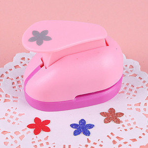 Besplatna dostava 5/8'' 15 mm DIY Rezač papira Eva Foam Maker Puncher Scrapbooking Rad Rezanje Štednja za djecu Hole Punch Flower Furador