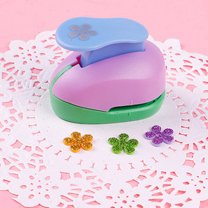 Besplatna dostava 5/8'' 15 mm DIY Rezač papira Eva Foam Maker Puncher Scrapbooking Rad Rezanje Štednja za djecu Hole Punch Flower Furador