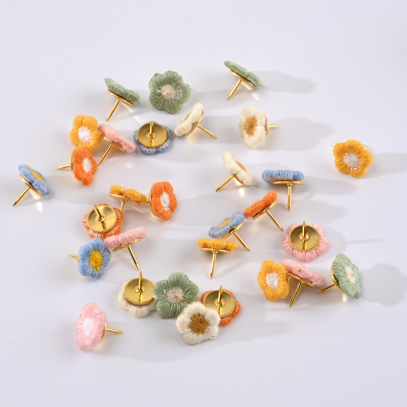 30 komada Pribadače u obliku cvijeta Uredska škola Pribadače Pribadače za ploče Karte Fotografije Papirni zidni držač Pribadače Pribor za pisanje