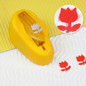 Noua sosire Mașină de embosare fără efort Craft Paper Pomson Card EVA Copii Handmade Materiale DIY Dispozitiv de embosare Perforator