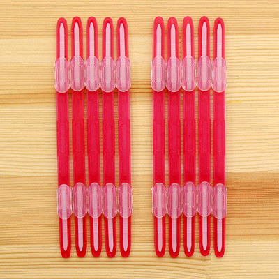 10 vnt., 2 skylučių segtukai, juostelių segtuvai, plastikiniai palaidi segtukai, spalvoti A4 formato popieriaus tvirtinimo detalės „pasidaryk pats“ albumas, iškarpų albumas, aplankas