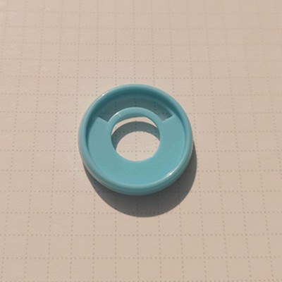 30PCS28MM uus seeneauguga märkmikuköitmistarvikud saab sisestada pliiatsi plastikust köitmisrõngast, sidumispandlast,