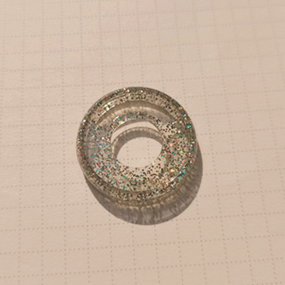 30PCS28MM uus seeneauguga märkmikuköitmistarvikud saab sisestada pliiatsi plastikust köitmisrõngast, sidumispandlast,