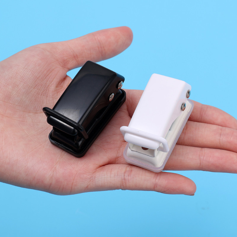 Mažas vienos skylės perforatorius popieriaus perforatorius „pasidaryk pats“ Scrapbooking nuotraukų albumas.