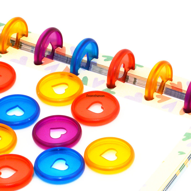 28 mm-es A5 A6 lemezes kötésű notebook tervező lemezek kötözőgyűrű Macaron szív alakú gombalyuk lemezbe kötött lemezek kötözési kellékek