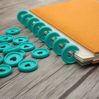 20 tk 24 mm köitepandlaga meisterdage sülearvuti värviline köitmisrõngas 360 kraadi pöörlev lahtiste lehtedega nööpnööbiga õppe kontoriköitmistarbed