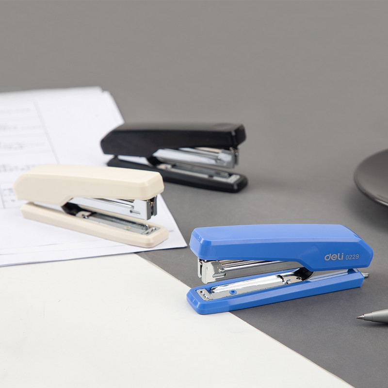 DELI Stapler 10 # Metalinio pagrindo patvarus segiklis 0229 kanceliarinės prekės kanceliarinės prekės kabės biuro reikmenys