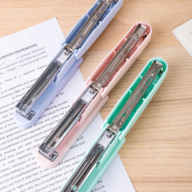 DELI Fashion Office Stapler Nr.12 Pusjuostelinis segiklis 24/6 ir 26/6 sklandžiai susegiamas raštinės reikmenų kabės E0402F