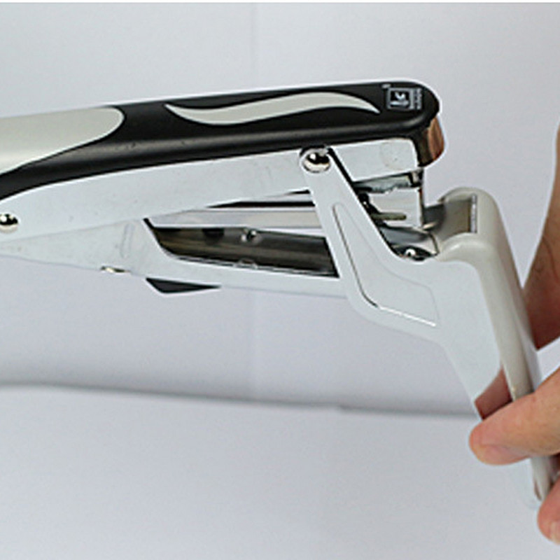 Standardna metalna klamerica bez zaglavljivanja koja štedi trud Klamerica za uredski pribor