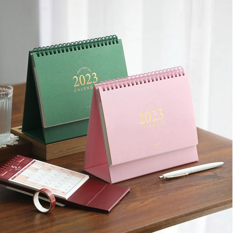 Настолен календар Clear Typography Stamping Cover Документиране на Life 2023 Преносими настолни календари 2023 Настолен календар за дома