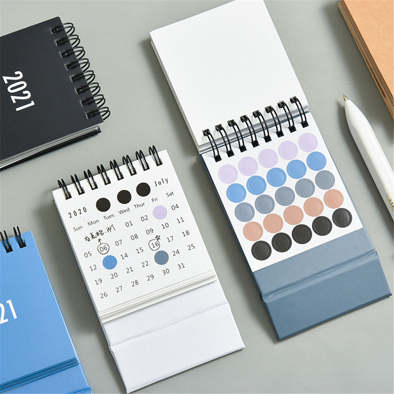 Calendar simplu de birou 2022 cu autocolante Mini Planificator de masă cu program zilnic dublu Organizator anual Rechizite școlare de birou