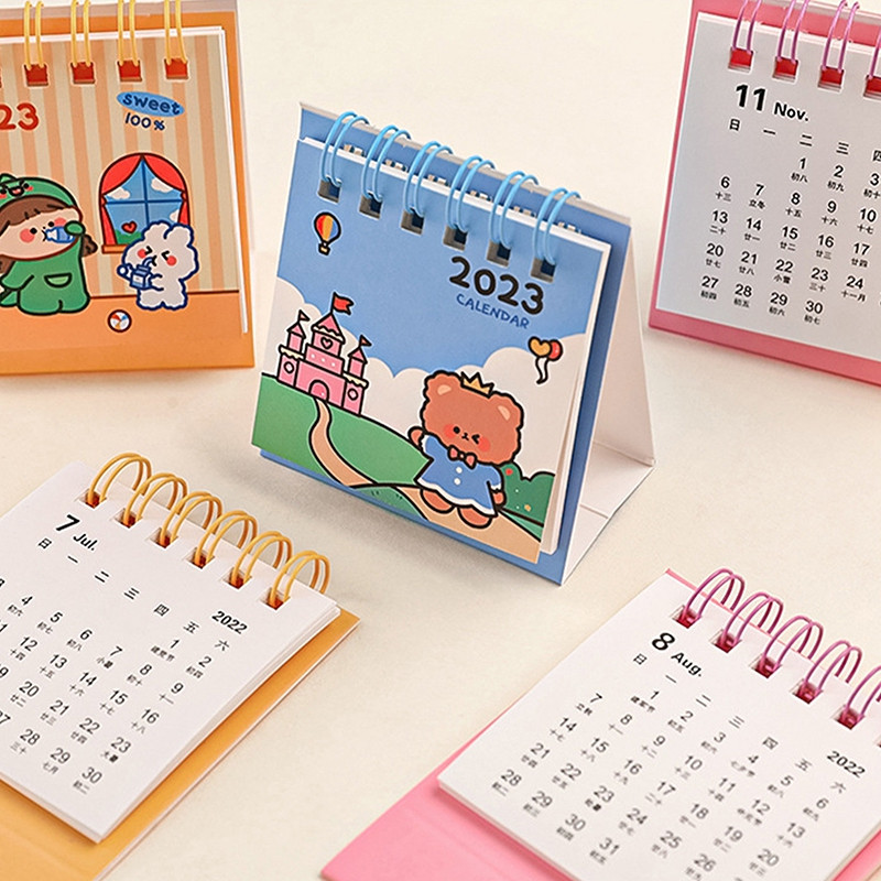 2023. Mini kalendar s ispisanim medvjedom iz crtanog filma Papirnati stolni kalendar Dnevni tjedni planer Planer Dnevni red Organizator Uredski pribor